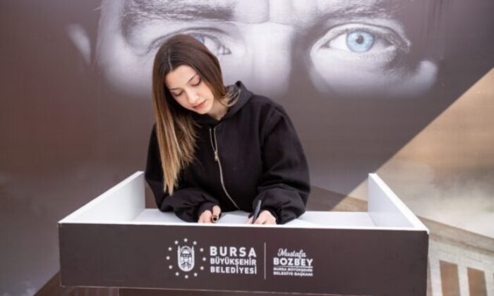 Ata’ya özlem satırlara dökülüyor