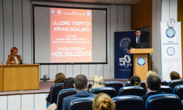 BUÜ’de kanser araştırmaları konuşuldu