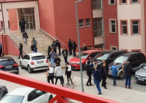Gümüşhane Üniversitesi’nde rehine krizi
