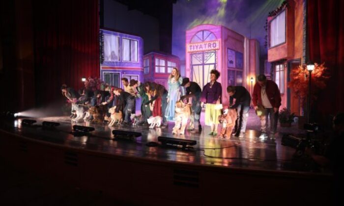 Karagöz Festivali’nde renkli açılış