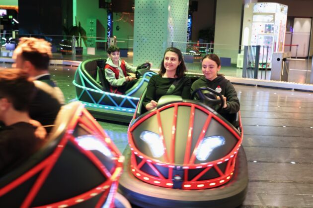 Osmangazi’de başarılı öğrenciler ödüllendirildi