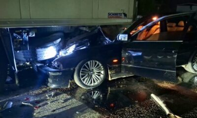 Park halindeki TIR’a arkadan çarptı