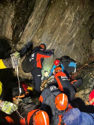 Uludağ’da kaybolan genç düşerek hayatını kaybetti