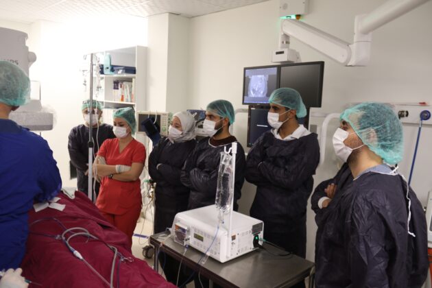 Tecrübe için Türk doktorlarını seçtiler