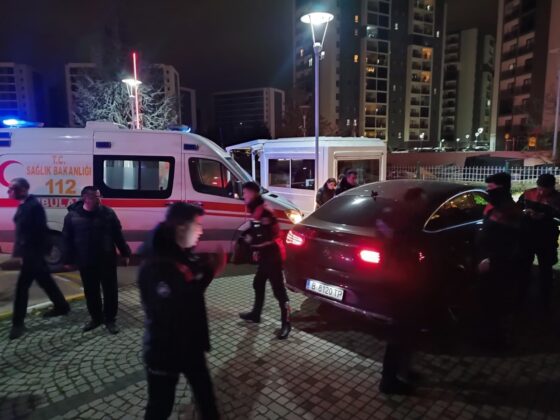 Göğsünden vurulan sürücü hastaneye kaldırıldı