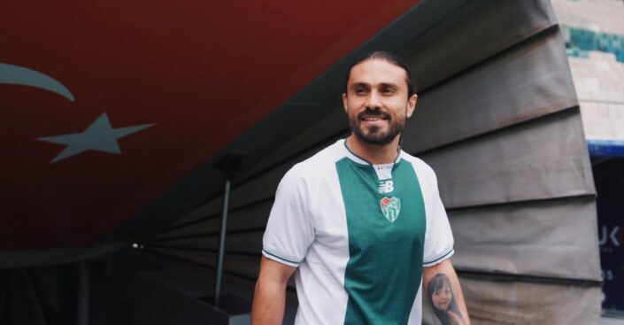 Bursaspor ilk transferini açıkladı