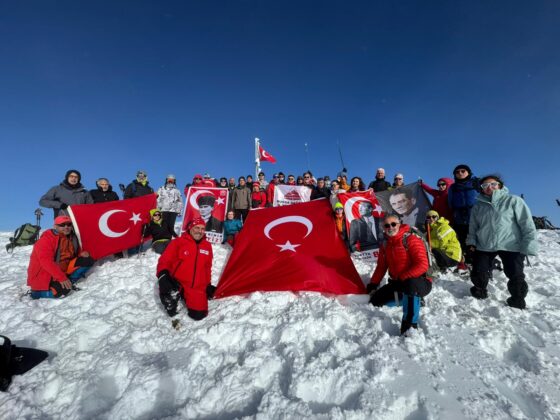 34 dağcıdan 10 saatlik mücadele