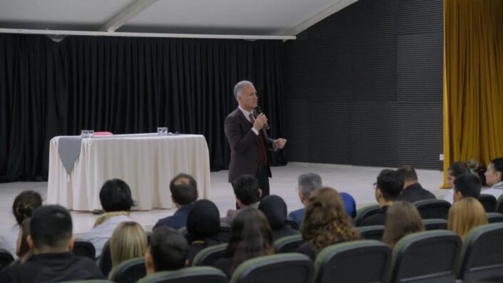 Başkan Taban gençlerle bir araya geldi