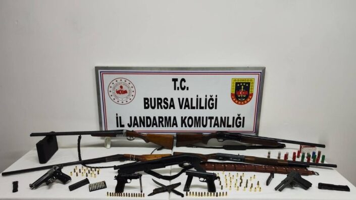 Bursa’da ruhsatsız silah operasyonu