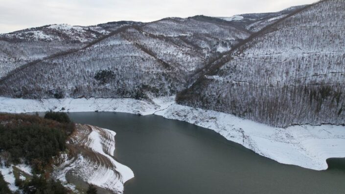 Doğancı Barajı’nda su seviyesi karla birlikte biraz yükseldi