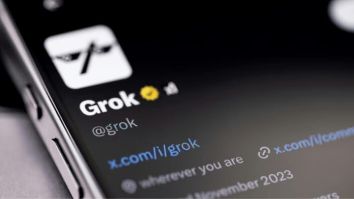 Grok çıplak fotoğraflar üretmeye başladı