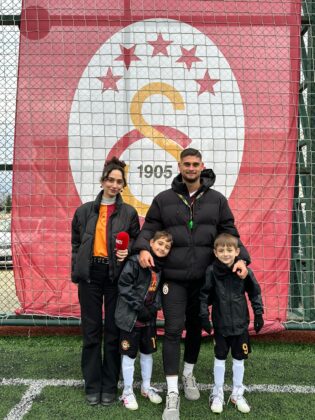 İkiz kardeşler futbol sahasında parlıyor