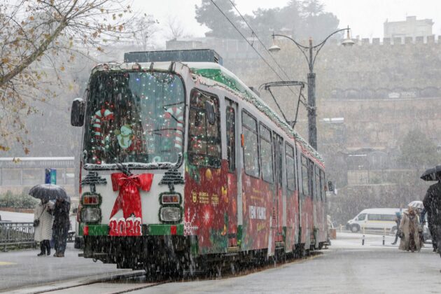 Nostaljiye yeni yıl ışığı