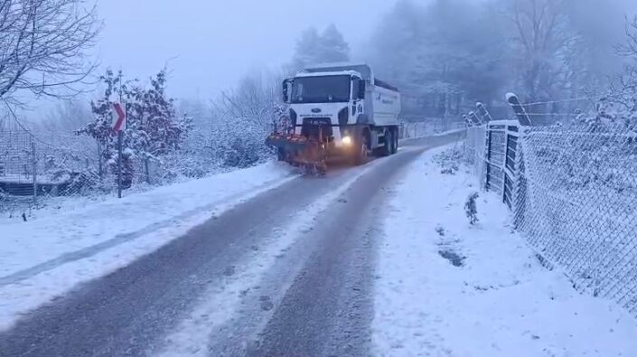 Büyükşehir’den kar mesaisi