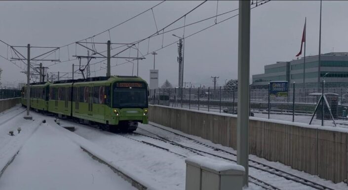 Bursa yeni yılın ilk günü beyazlara büründü…