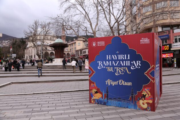 Büyükşehir, iftara yetişemeyenlerin yanında