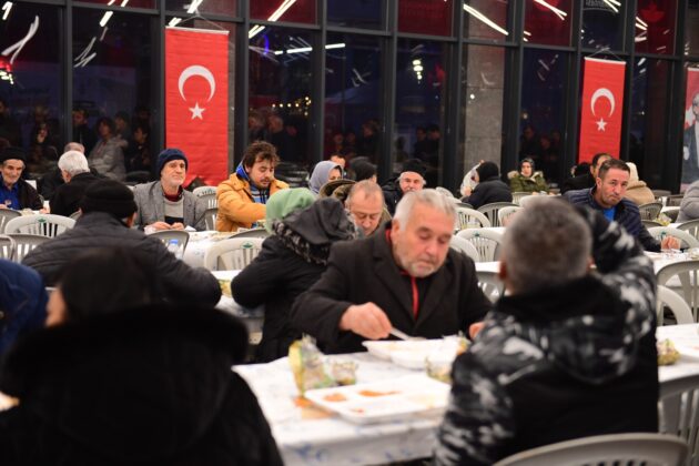 Osmangazi’de kardeşlik sofrası