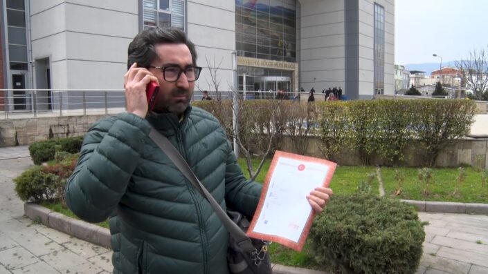 Para ödemeden ev sahibi oldu!