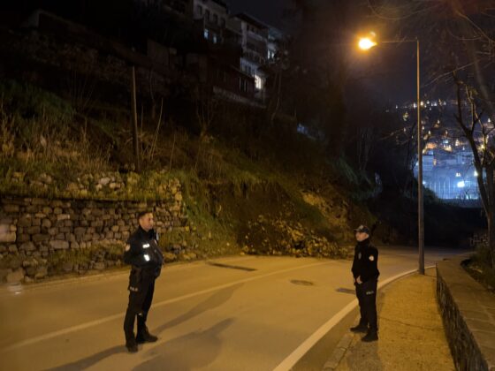 Bursa’da toprak kayması!