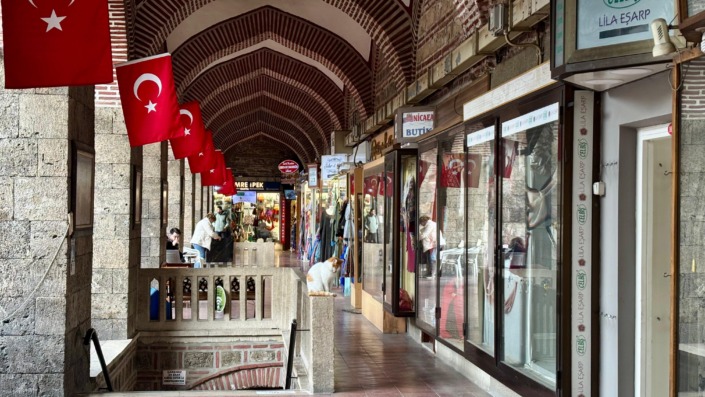 Moda ve tarihin kesiştiği nokta: Koza Han