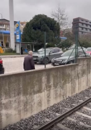 Yolunu kaybetti, trafiği tehlikeye attı