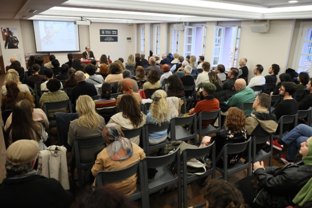 İnsanın temel sorunları Bursa’da tartışıldı