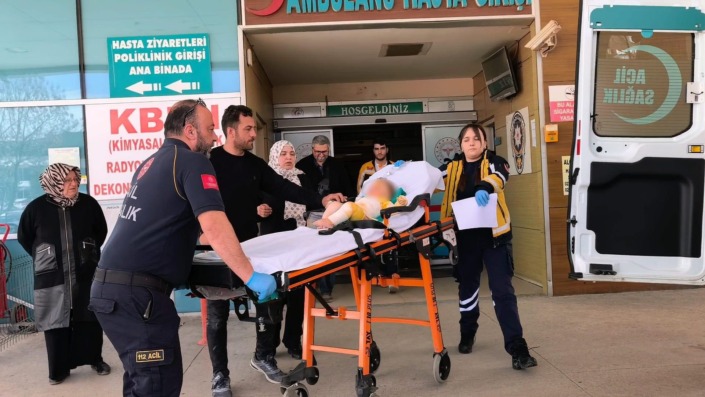 9 aylık bebeğin üzerine kaynar su döküldü