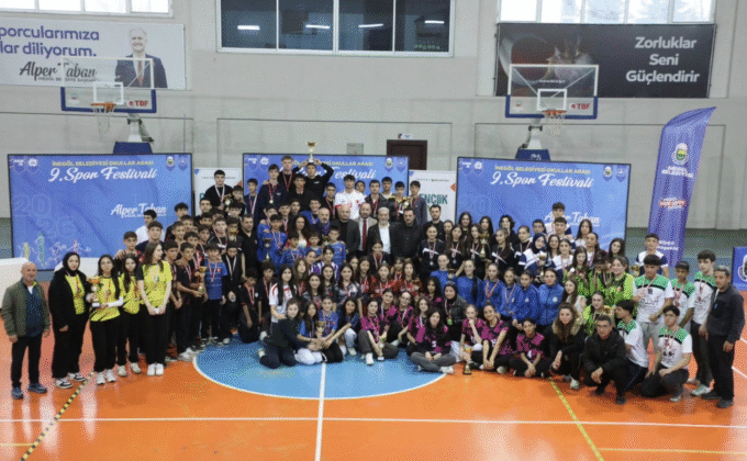 İnegöl’de puanlı atletizmde kupalar sahiplerini buldu