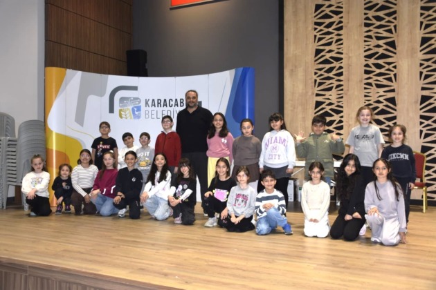 Karacabey’de ‘Çocuk Tiyatro Ekibi’ kuruldu