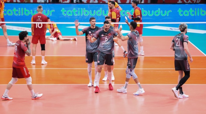 Efeler Ligi’nde Şampiyon Ziraat Bankkart