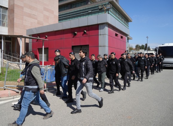 Öğretim görevlisinden 521 milyonluk vurgun