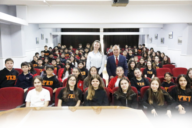 KENT BURSA GAZETESİ ORTAOKUL ÖĞRENCİLERİYLE BİR ARAYA GELDİ