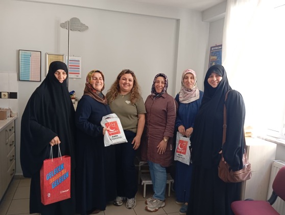 Saadet Partisi Yıldırım Kadın Kolları’ndan sağlık çalışanlarına ziyaret