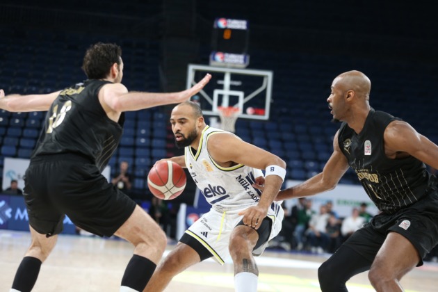 Fenerbahçe adını yarı finale yazdırdı