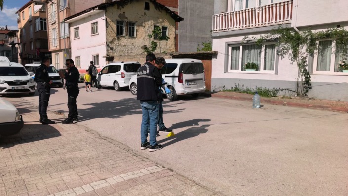 Alacak verecek kavgasında kan aktı