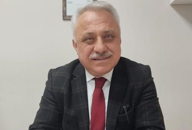 Ayhan Özbek hayatını kaybetti