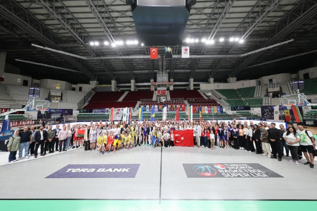 Spor şenliklerinde kardeşlik rüzgarı