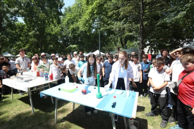 İnegöl’de Tübitak 4006-C Bilim Festivali düzenlendi