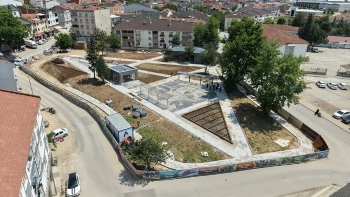Alanyurt’un yeni meydanında sona gelindi
