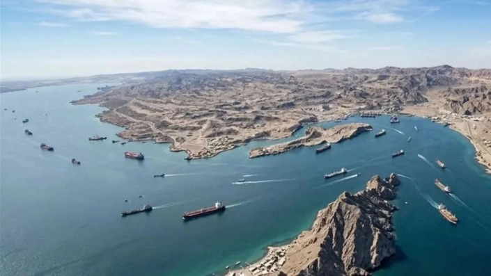 Hürmüz Boğazı’nda tahliye operasyonu
