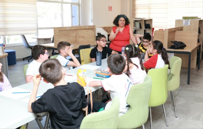 ‘Küçük Yazarlar Atölyesi’ geleceğin yazarlarına ilham oluyor