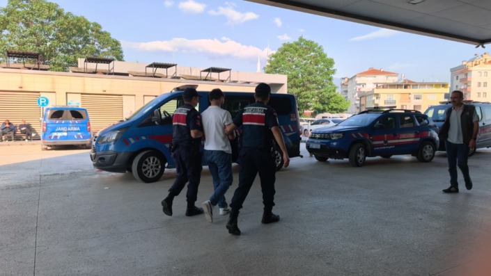 Bursa’da 70 adrese eş zamanlı baskın