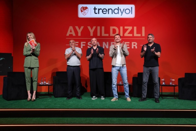 ‘Ay Yıldızlı Efsaneler’ Bursa’da sporseverlerle bir araya geldi