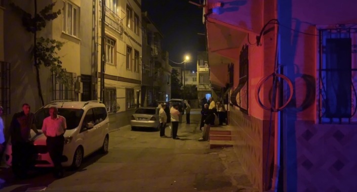 Bursa’da sokak ortasında silahlı kavga
