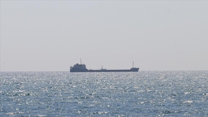 Karadeniz’de bir gemiye İHA isabet etti