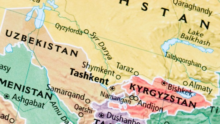 Özbekistan 2 köyü Kırgızistan’a verdi