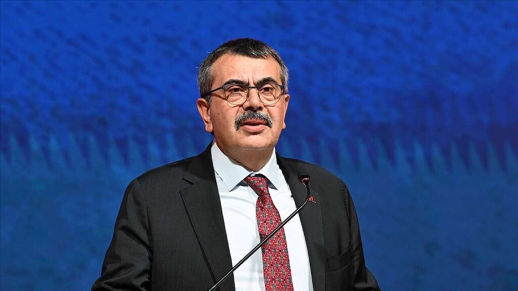Bakan Tekin: 12 eğitim modülünün onay süreçleri tamamlandı