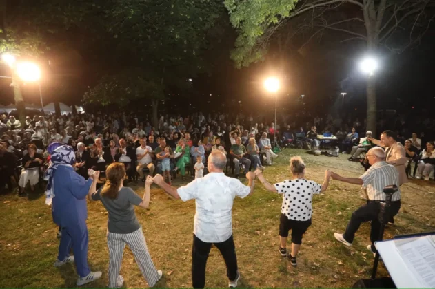 Hanımeli Alışveriş Şenliği coşkuyla sürüyor