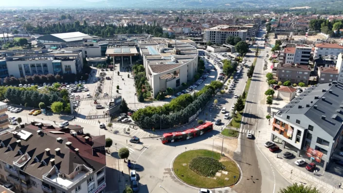 İnegöl’e metrobüs geliyor!