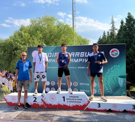 Osmangazili Atletler U16 Türkiye Şampiyonası’na damga vurdu
